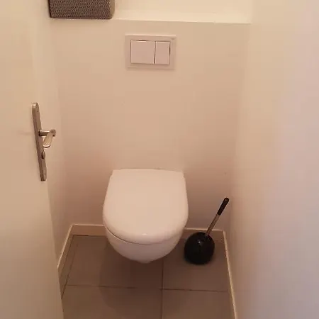 T3 Lumineux Et Au Calme. Wifi,netflix Et Parking Gratuit. * Hendaye