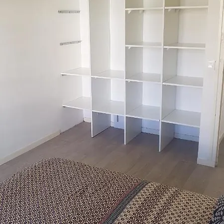 T3 Lumineux Et Au Calme. Wifi,netflix Et Parking Gratuit. Apartment *